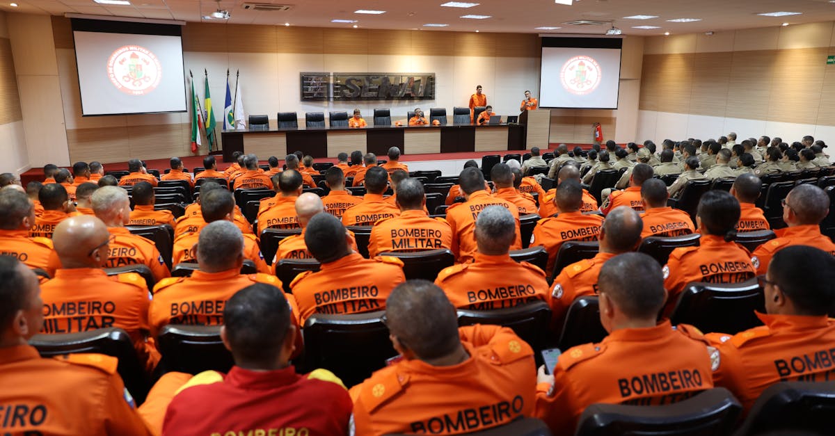 传奇之梦合击版辅助- 验资注册代理记账