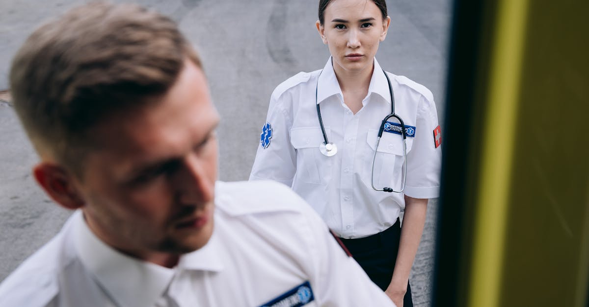 银龄卡实名账号：r电影app详情下载教程地址